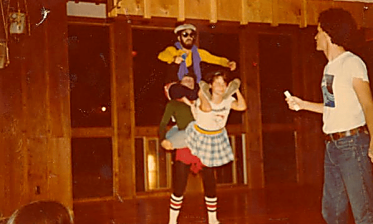 The Dover Trio interrupting emcee Jimmy Urban